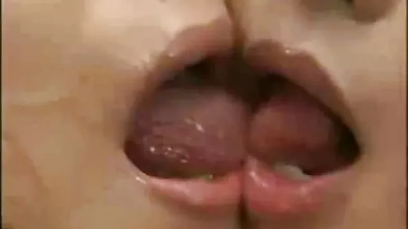 Черен красавец дърпа омъжена lelki sex жена за пишка.