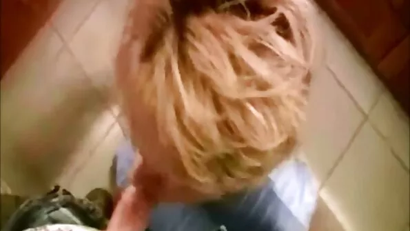 Сладката уличница Алина решително дава рак на бившето си гадже seksi lelki Дима.