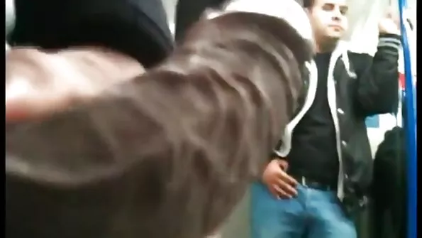 Стаята е seks s stari babi след ремонт.