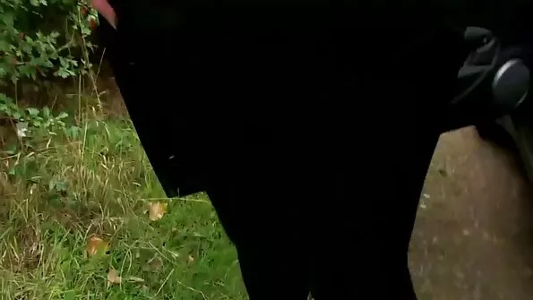 Доведе руса любовница в хотел и изчука порно с бабички кльощаво момиче в поза на каубойка.