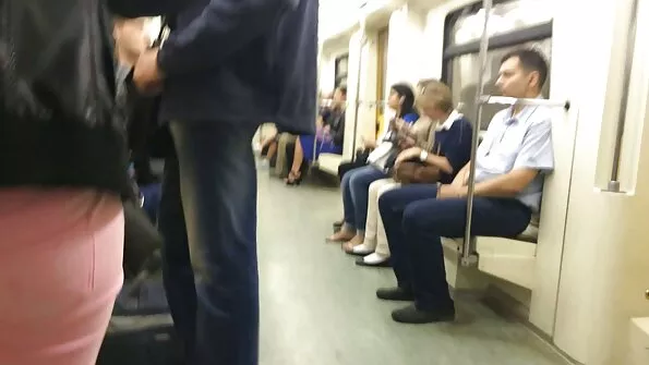 Ученик в автошкола подкупва наставник под формата на баба порно секс.