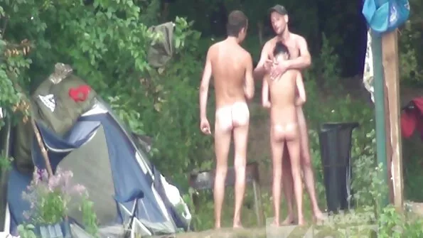 Мади секссбаби се влюби в масажиста Джеси Джоунс.