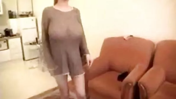 Двуметров чернокож мъж lelki porno сподели член с пасия и бъдеща доведена дъщеря .