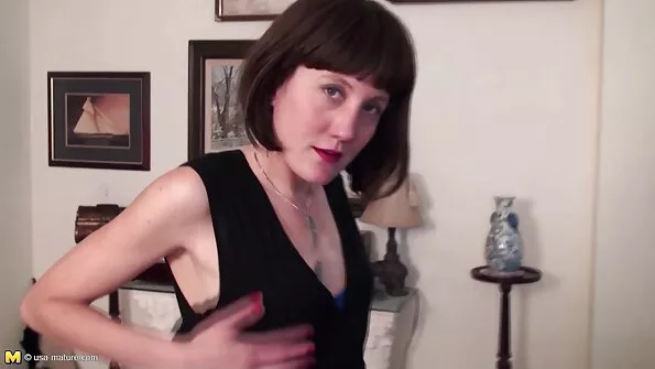 Съблазняване porno s lelki на девица.