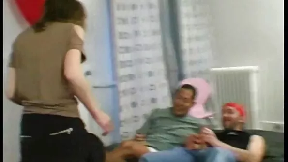 Порно в порно клипове с бабички танцовото студио.