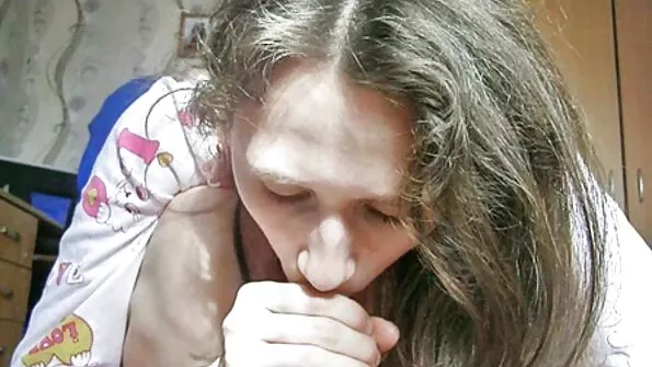 Анални баба порно игри сред природата.